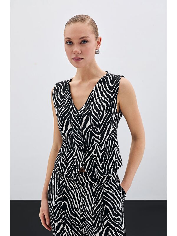 SATEEN Zebra Desen Kısa Yelek - Siyah