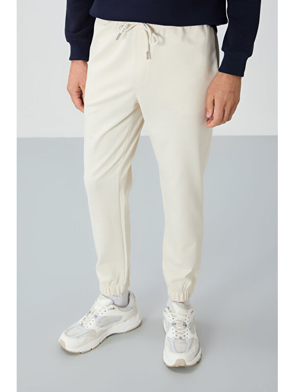 Air Jones Bej Yüzeyi Dokulu Standart Fit Erkek Eşofman Alt - 82156