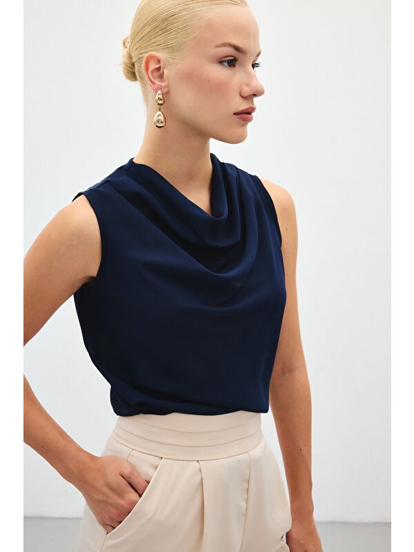 SATEEN Degaje Yaka Kolsuz Bluz - Lacivert