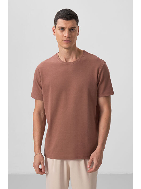 Tommylife Kahverengi Yüzeyi Dokulu Rahat Form Basic Erkek Tişört - 88436