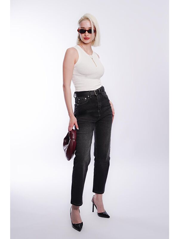 Madmext Siyah Slim Fit Kadın Mom Jean Mg1738