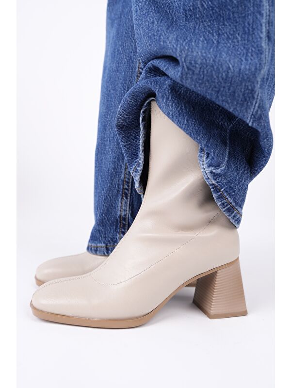 STORM Küt Burun Arkadan Fermuarlı Kadın Topuklu Bot - Görsel 4