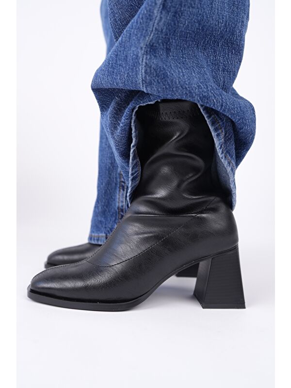 STORM Küt Burun Arkadan Fermuarlı Kadın Topuklu Bot - Görsel 4