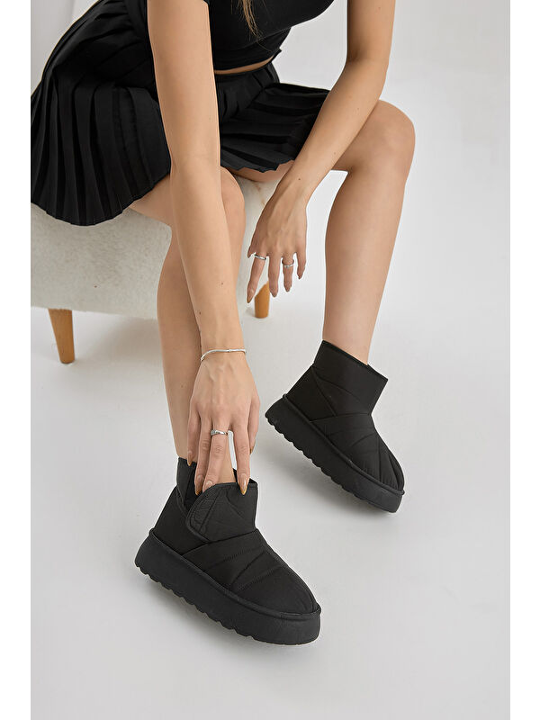 Tonny Black Bej Tonny Black Kalin Poli Kadın Taban İçi Kürklü Cırtlı Bot