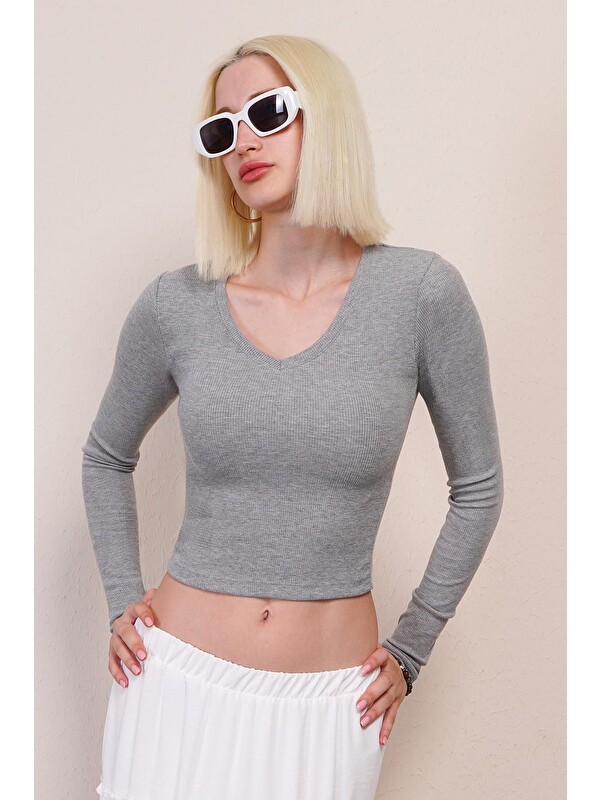 Madmext Gri V Yaka Uzun Kollu Kaşkorse Body Mg2192
