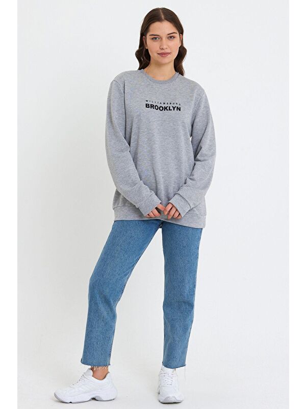 Süperlife Kadın Bisiklet Yaka Rahat Kalıp 3 iplik Kalın Brooklyn Baskılı Sweatshirt SPR24swk29