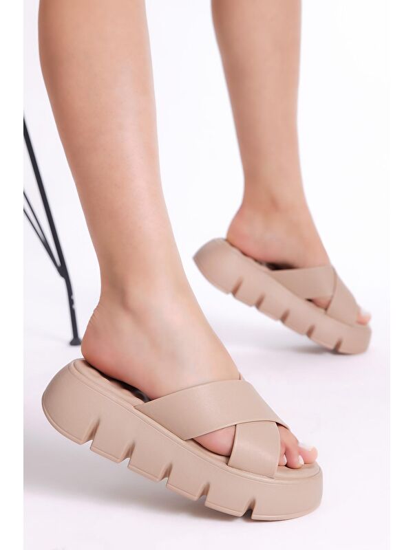 Kadın Krem Çapraz Bantlı Yüksek Taban Terlik - Görsel 3