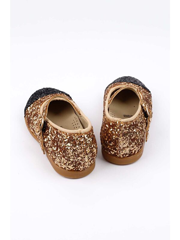 Altın Pullu Tokalı Kız Çocuk Ayakkabı - Görsel 4
