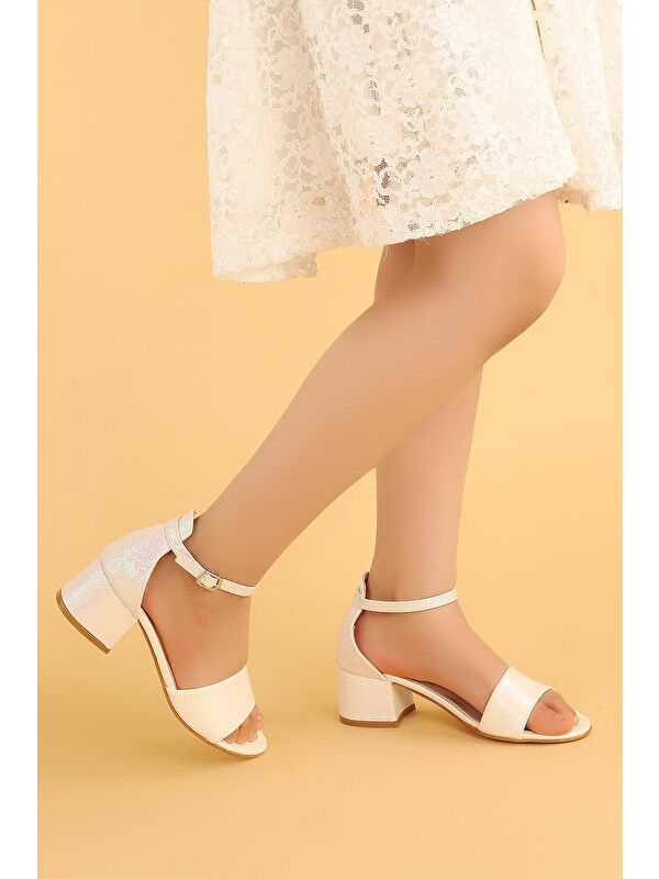 Kız Çocuk 4 Cm Topuklu Sandalet - Görsel 4