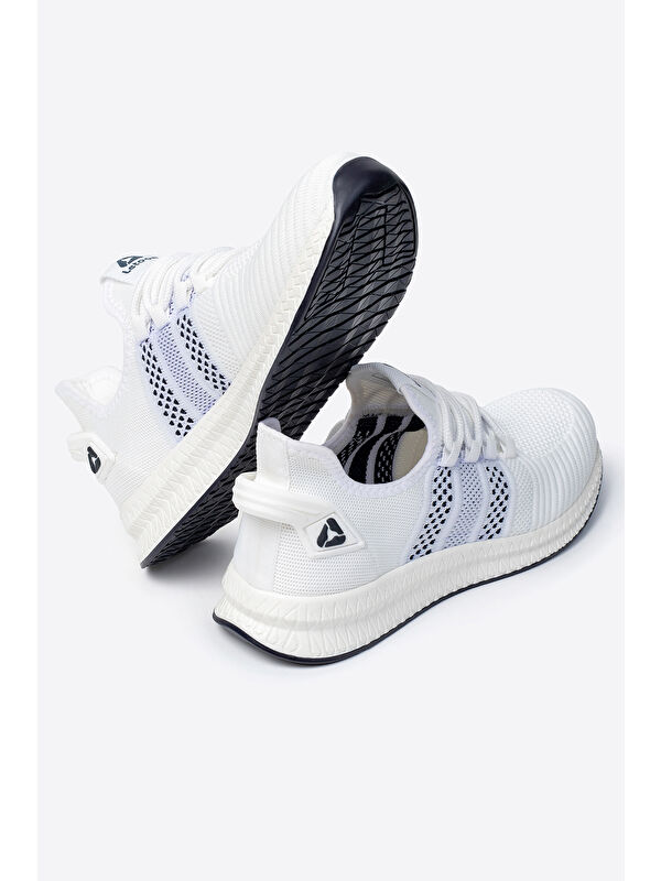 Yuvarlak Burunlu Bağcıklı Erkek Spor Ayakkabı - Görsel 5