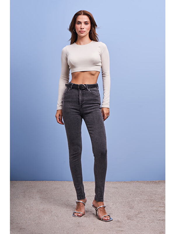 It's Basic Kadın Füme Renk Skinny Fit Elastanlı Kumaş Kemerli Denim Jean