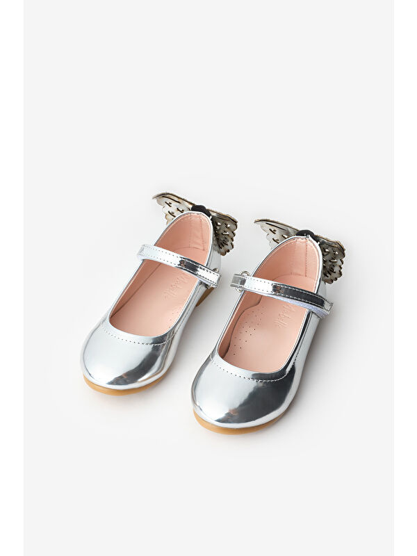 Gümüş Topuğu Kelebekli Kız Çocuk Ayakkabı - Görsel 2