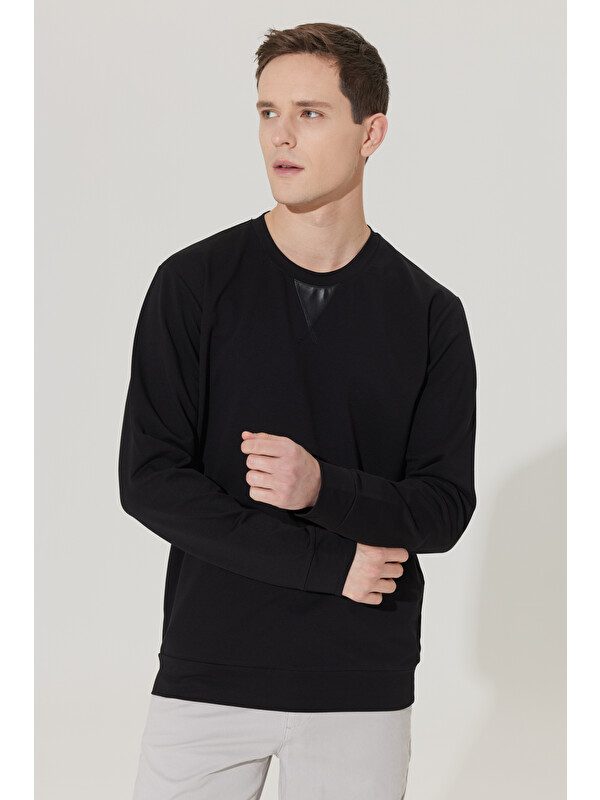 Altınyıldız Classics Erkek Siyah Standart Fit Normal Kesim Bisiklet Yaka Sweatshirt