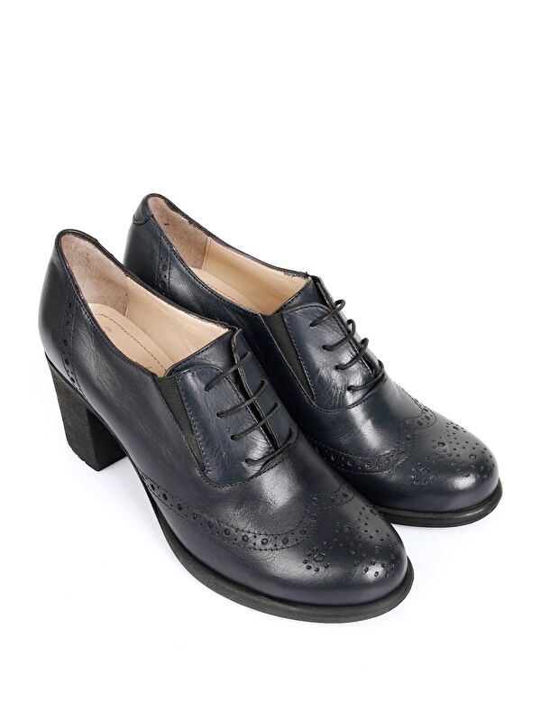 LACİVERT Hakiki Deri Yuvarlak Burun Kalın Orta Topuklu Kauçuk Taban Bağcıklı Kadın Ayakkabı 24040 - Görsel 3