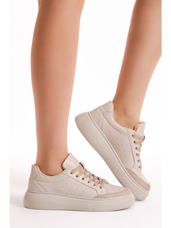 Kadın Bej Rahat Kalıp Yüksek Poli Taban Bağcıklı Spor Ayakkabı - Görsel 4