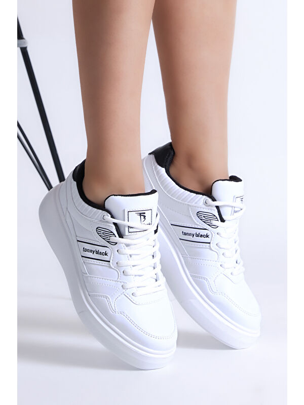 Kadın Beyaz Siyah Yüksek Poli Taban Yanı Şeritli Bağcıklı Spor Ayakkabı - Görsel 4