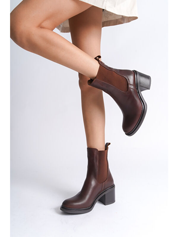 Kadın Hakiki Deri Yandan Lastikli Bot - Görsel 3