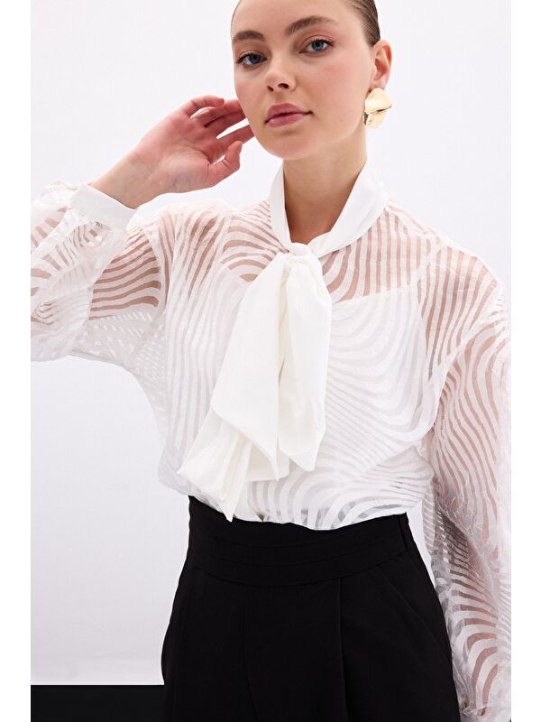 SATEEN Fularlı Zebra Desenli Gömlek - Ekru