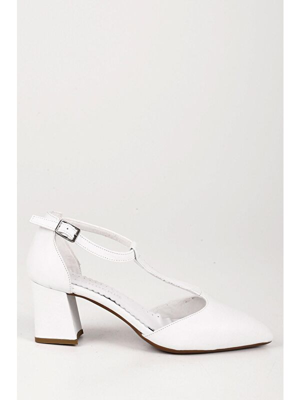BEYAZ Hakiki Deri Sivri Burun Bilek Bağlı Orta Kalın Topuklu Kadın Ayakkabı 24182 - Görsel 5