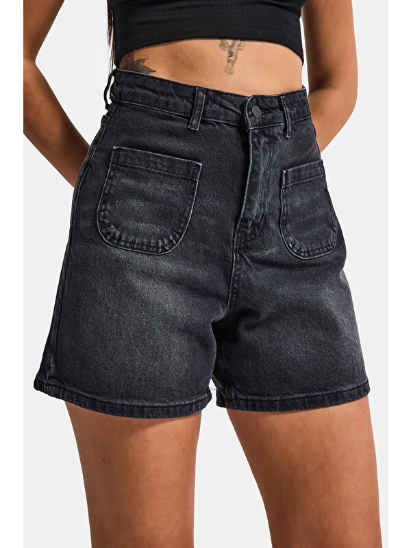 It's Basic Kadın Koyu Füme 2s6-1 Mom Fit Önden Cepli Denim Şort