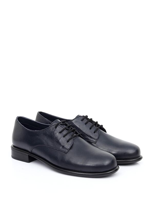 Hakiki Deri Yuvarlak Bağcıklı Kadın Ayakkabı 24177 - Görsel 3