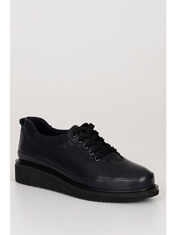 Hakiki Deri Yuvarlak Burun Dolgu Taban Bağcıklı Kadın Günlük Ayakkabı 24132 - Görsel 6