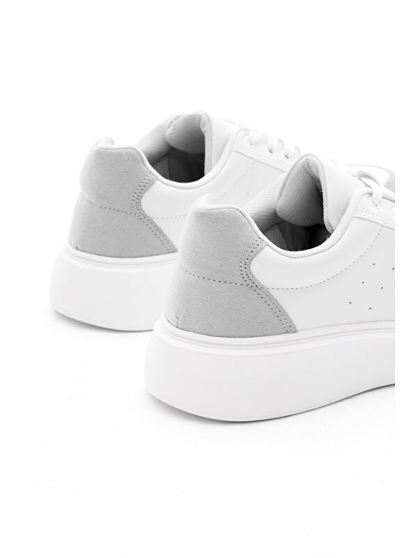 Kadın Beyaz Gri Rahat Kalıp Yüksek Poli Taban Bağcıklı Spor Ayakkabı - Görsel 6