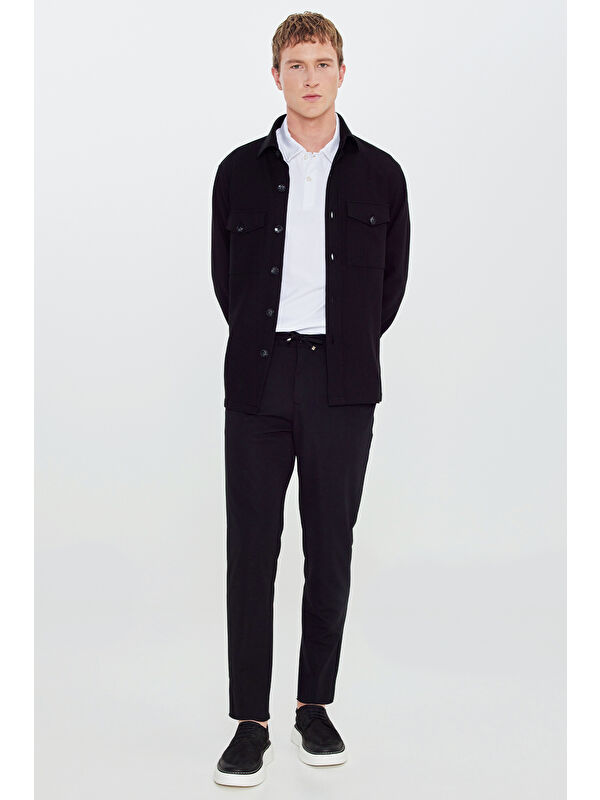 AC&Co / Altınyıldız Classics Erkek Siyah Slim Fit Dar Kesim Beli Bağlamalı Yan Cepli Casual Jogger Pantolon