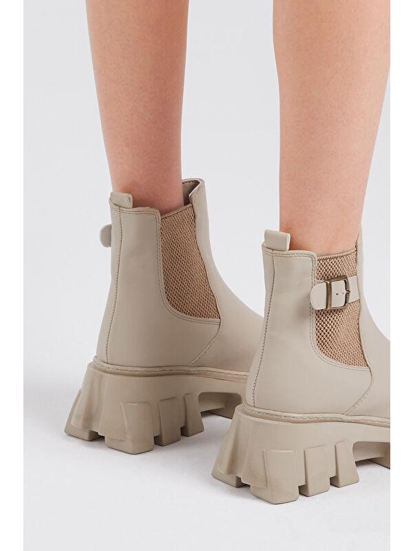 Kadın Krem Cilt Rahat Kalıp Kalın Taban Tokalı Lastikli Bot - Görsel 6