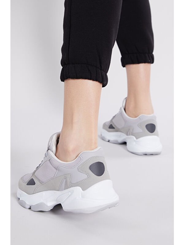 Unisex Gri Rahat Kalıp Yüksek Taban Bağcıklı Spor Ayakkabı - Görsel 5