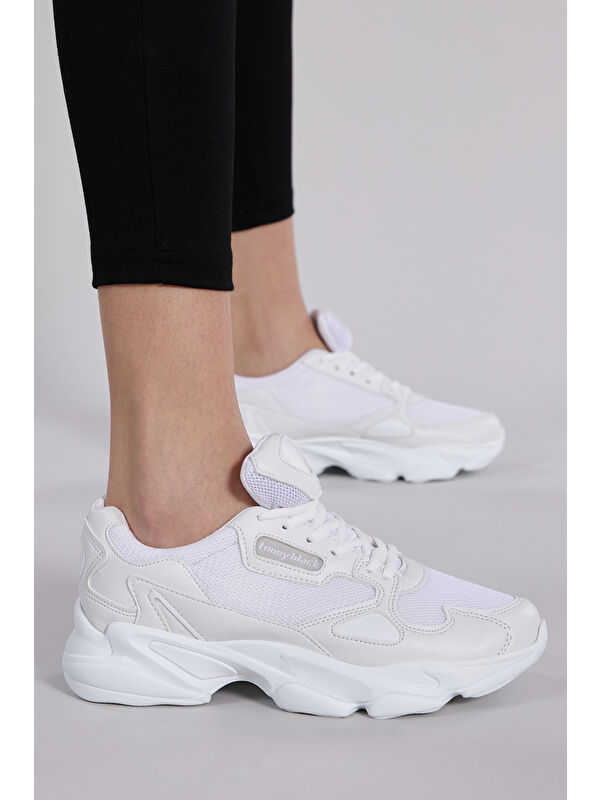 Unisex Beyaz Rahat Kalıp Yüksek Taban Bağcıklı Spor Ayakkabı - Görsel 3