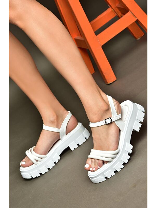 P973000409 Beyaz Kalın Tabanlı Sandalet - Görsel 5