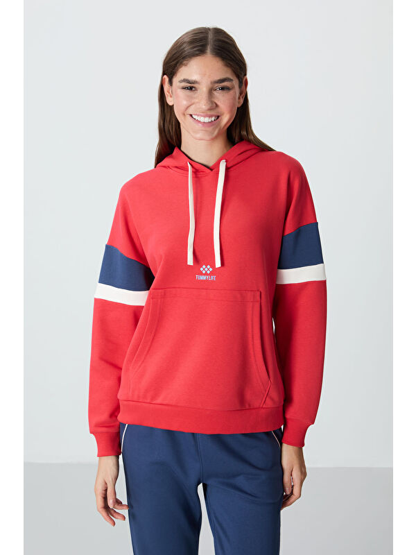 Tommylife Fiesta Kompakt Pamuklu Kalın Pürüzsüz Dokulu Kapüşonlu Oversize Fit Kadın Sweatshirt   97290