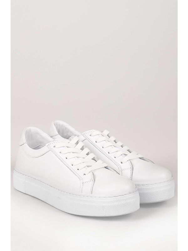 Hakiki Deri Yuvarlak Burun Dolgu Taban Bağcıklı Kadın Sneaker 24240 - Görsel 3