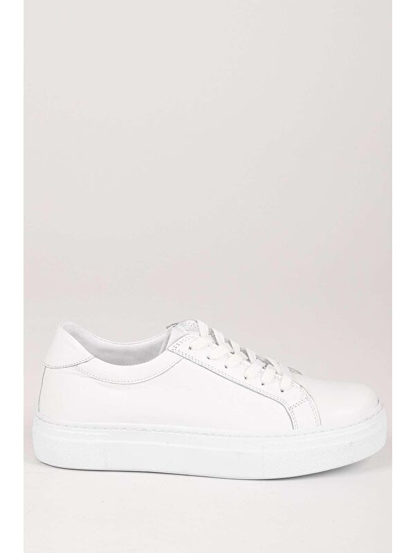 Hakiki Deri Yuvarlak Burun Dolgu Taban Bağcıklı Kadın Sneaker 24240 - Görsel 5