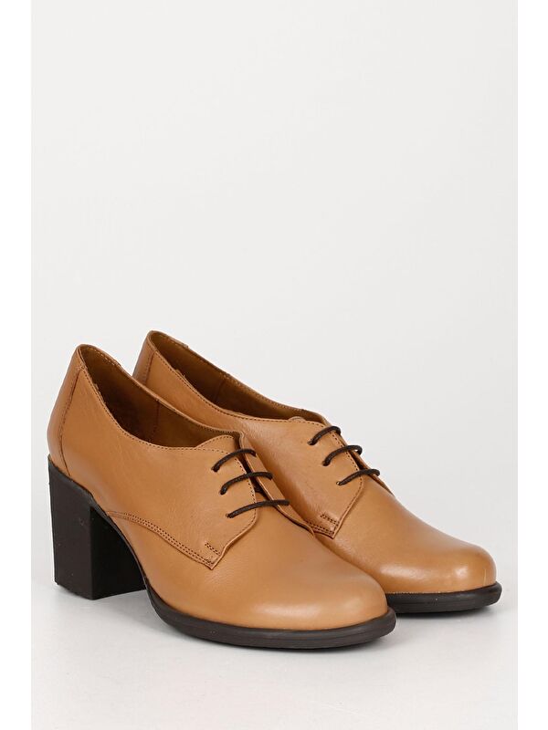 TABA Hakiki Deri Yuvarlak Burun Orta Topuklu Kauçuk Taban Bağcıklı Kadın Ayakkabı 24135 - Görsel 3