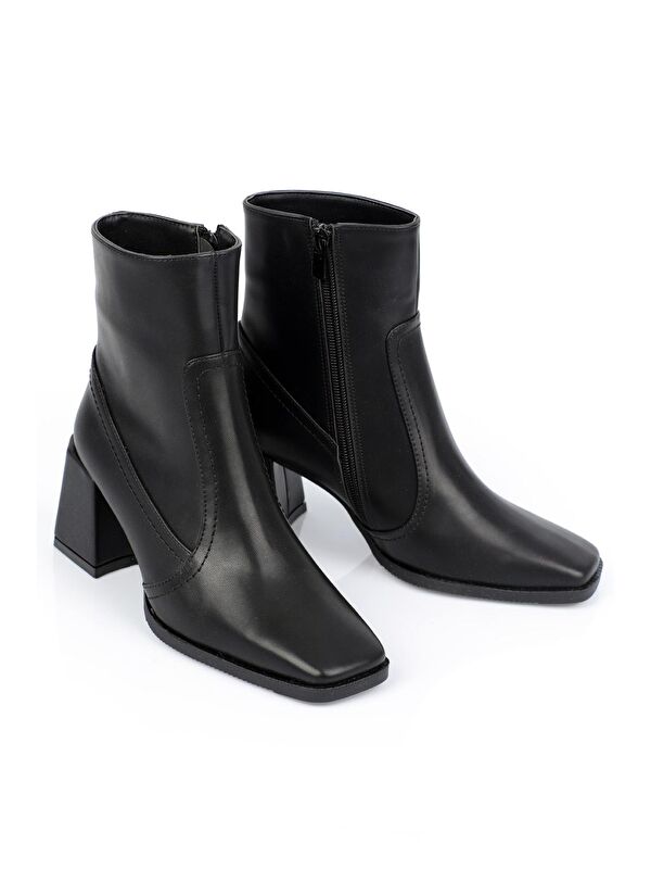 Küt Burunlu Yandan Fermuarlı Kadın Bot - Görsel 4