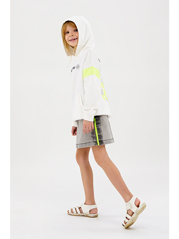 Panço Kız Çocuk Baskı Detaylı Kapüşonlu Ekru Sweatshirt