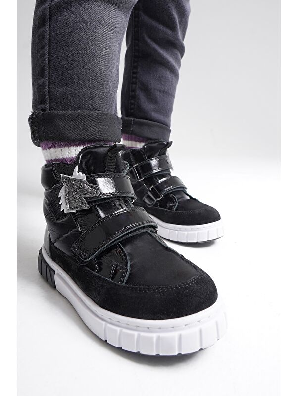 Kız Çocuk Siyah Hakiki Deri Anatomik Günlük Bot - Görsel 5