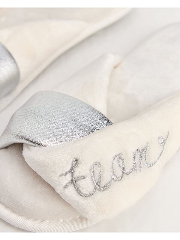 Bride Team - Yazılı Beyaz Kadın Terlik - Görsel 3