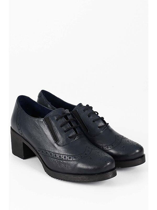 LACİVERT Hakiki Deri Yuvarlak Burun Orta Topuklu Kauçuk Taban Bağcıklı Kadın Ayakkabı 24231 - Görsel 5