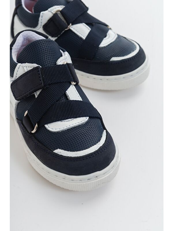 Erkek Çocuk Lacivert Deri Ortopedik Destekli Çocuk Sneaker Ayakkabı - Görsel 2