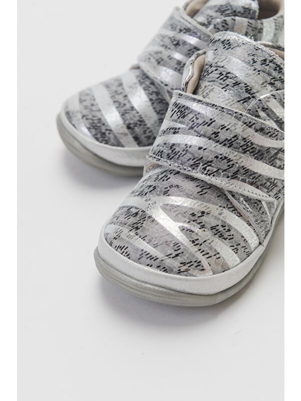 Kız Çocuk Gümüş Hakiki Deri İlk Adım Günlük Ayakkabı - Görsel 2