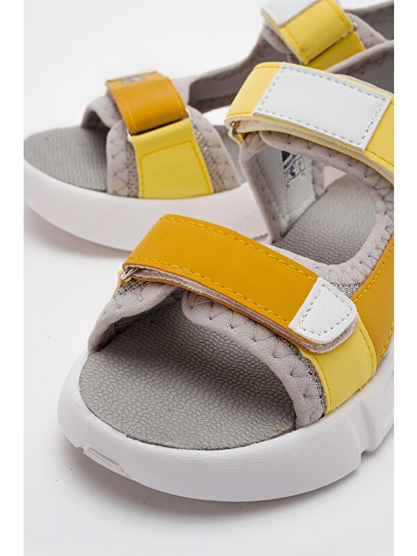 Erkek Çocuk Sarı Anatomik Spor Sandalet - Görsel 3