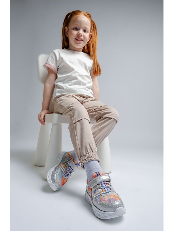 Kız Çocuk Gümüş Işıklı Spor Ayakkabı - Görsel 3