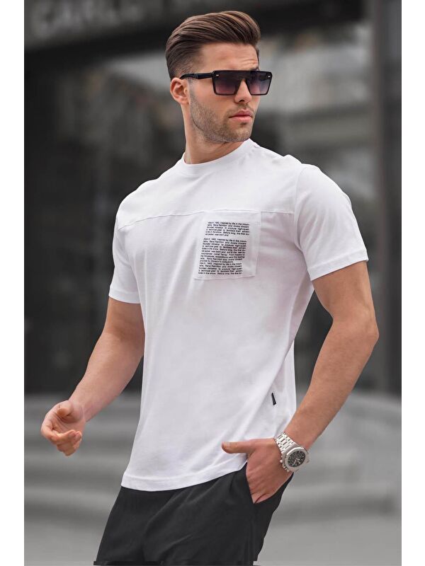 Madmext Beyaz Regular Fit Yama Cepli Erkek %100 Pamuk Tişört 6102