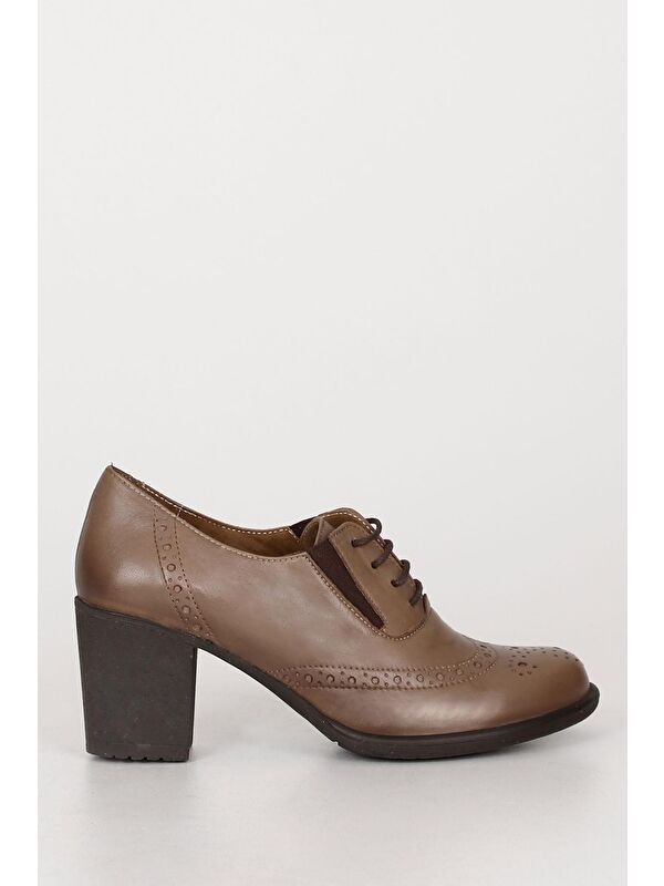 VİZON Hakiki Deri Yuvarlak Burun Kalın Orta Topuklu Kauçuk Taban Bağcıklı Kadın Ayakkabı 24040 - Görsel 5