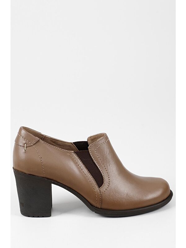 VİZON Hakiki Deri Yuvarlak Burun Kalın Orta Topuklu Kauçuk Taban Lastikli Kadın Ayakkabı 24038 - Görsel 5