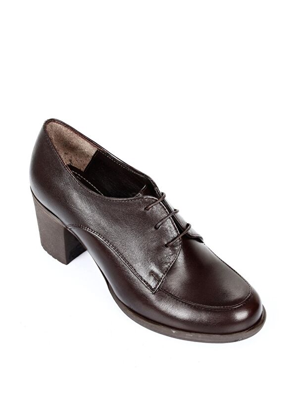 KAHVERENGİ Hakiki Deri Yuvarlak Burun Kalın Orta Topuklu Kauçuk Taban Bağcıklı Kadın Ayakkabı 24071 - Görsel 6