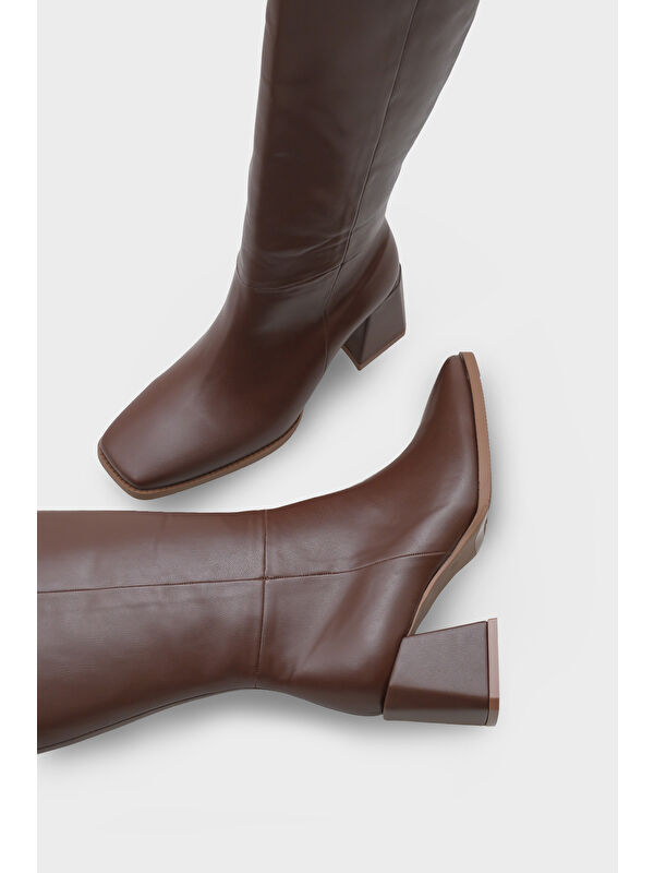 Merilyn Küt Burunlu Kalın Orta Topuklu Fermuarlı Uzun Kadın Çizme - Görsel 7